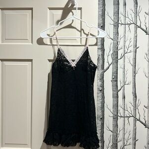 VINTAGE VICTORIA SECRET LACE SLIP DRESS WITH RUFFLE HEM-SIZE LARGE-Y2K